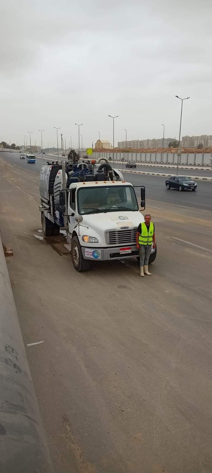 محافظة القاهرة تنشر معدات شفط المياه