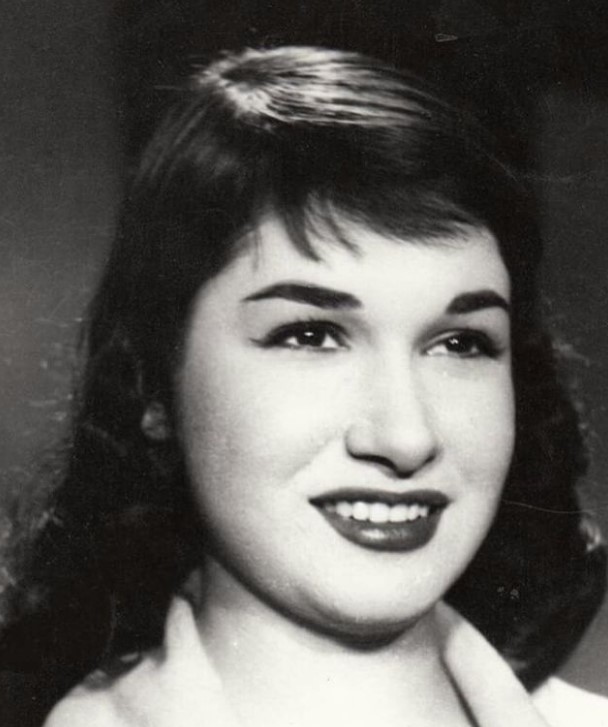 الفنانة كريمان