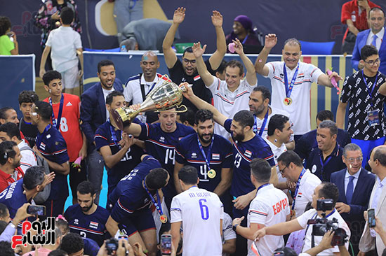 مصر تفوز بكاس الامم الافريقيه للكره الطائرة  (36)