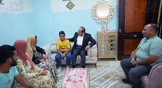 زيارة الرئيس السيسى لبنى سويف (31)