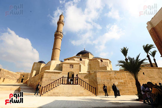 وزير السياحة والآثار يفتتح مسجد سارية الجبل بقلعة صلاح الدين الأيوبى (5)