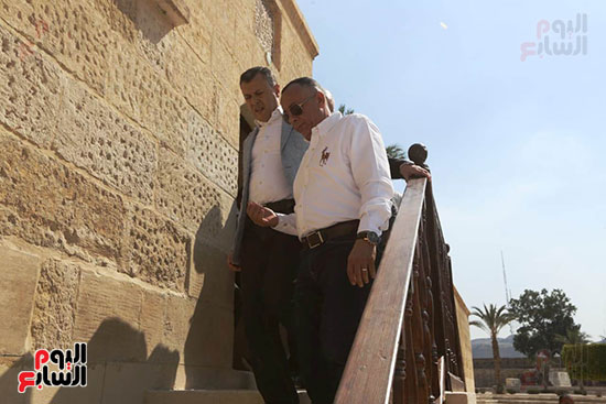 وزير السياحة والآثار يفتتح مسجد سارية الجبل بقلعة صلاح الدين الأيوبى (25)