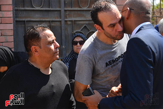 جنازة شقيق محمد فؤاد (10)