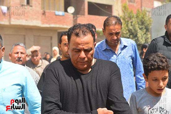 جنازة شقيق محمد فؤاد (19)
