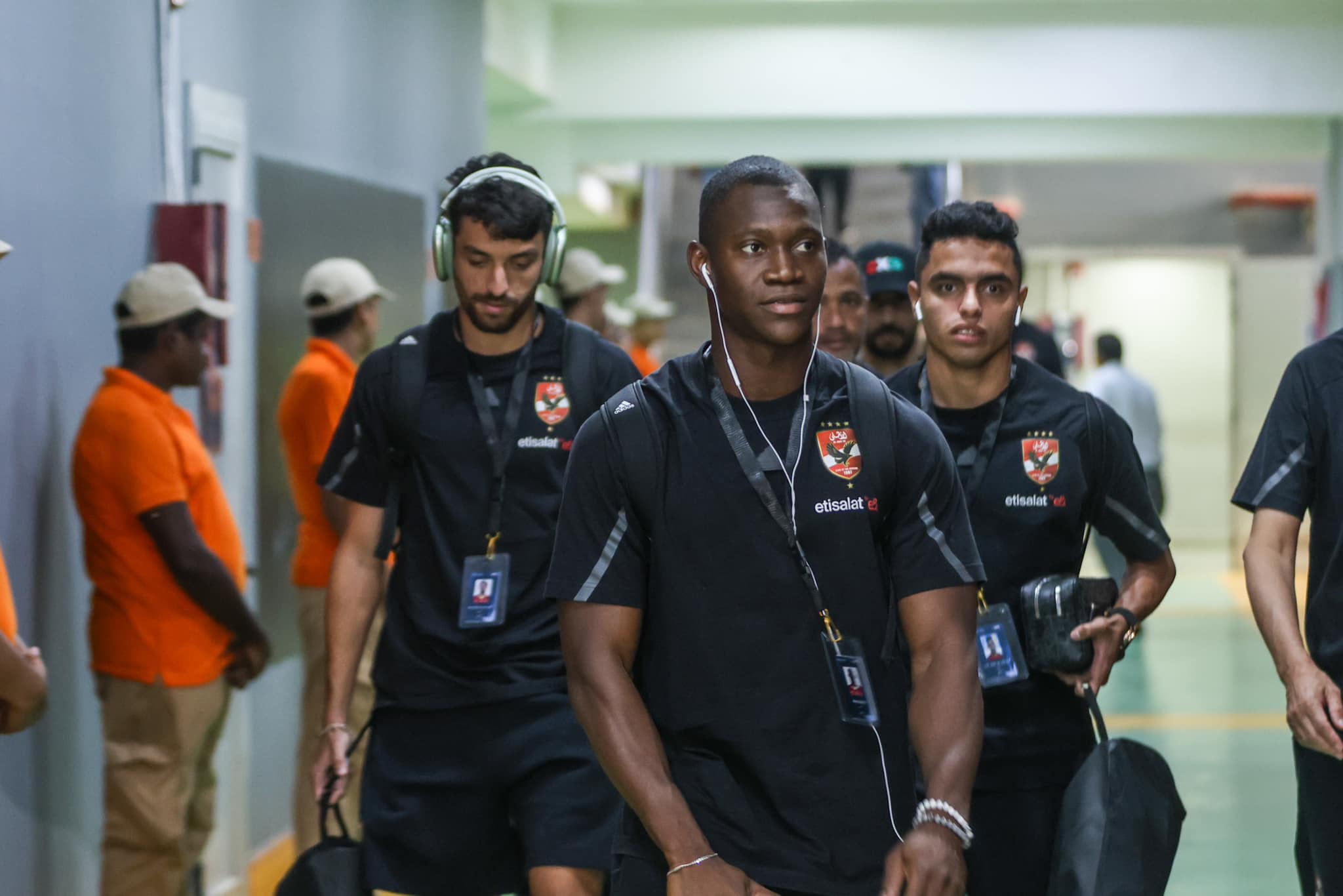 الاهلي يصل برج العرب الاهلي يصل برج العرب