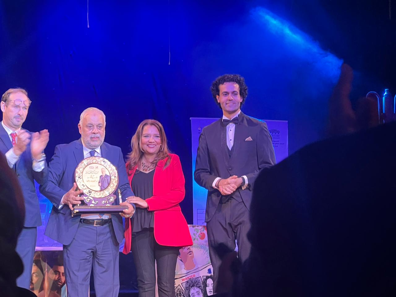 أشرف زكي بإفتتاح المهرجان العربي خصصت جائزة سنوية بقيمة 10000 جنيه باسم فوزي فهمي (2)