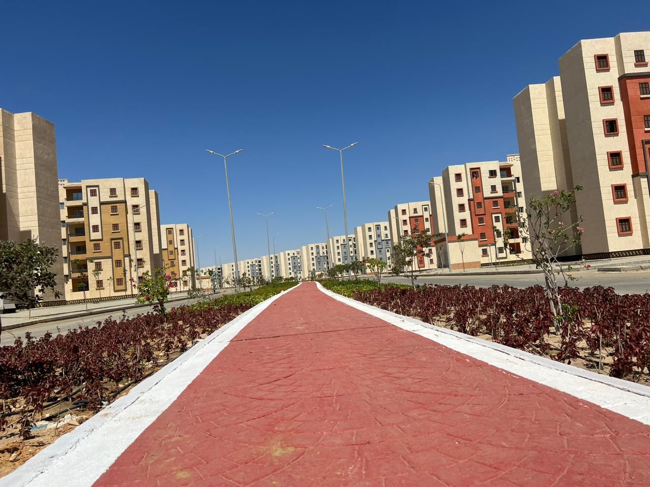 مسار مخصص للمشي والدراجات بمشروع سكن كل المصريين