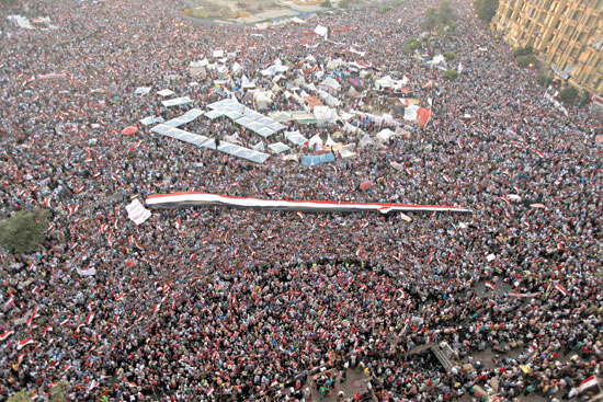 2013-06-30T183840Z_1225890748_GM1E971076Z01_RTRMADP_3_EGYPT-PROTESTS