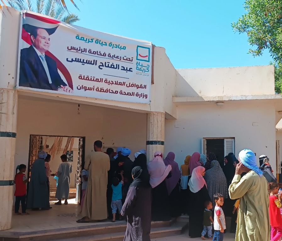 إقبال المواطنين فى القرى إقبال المواطنين فى القرى