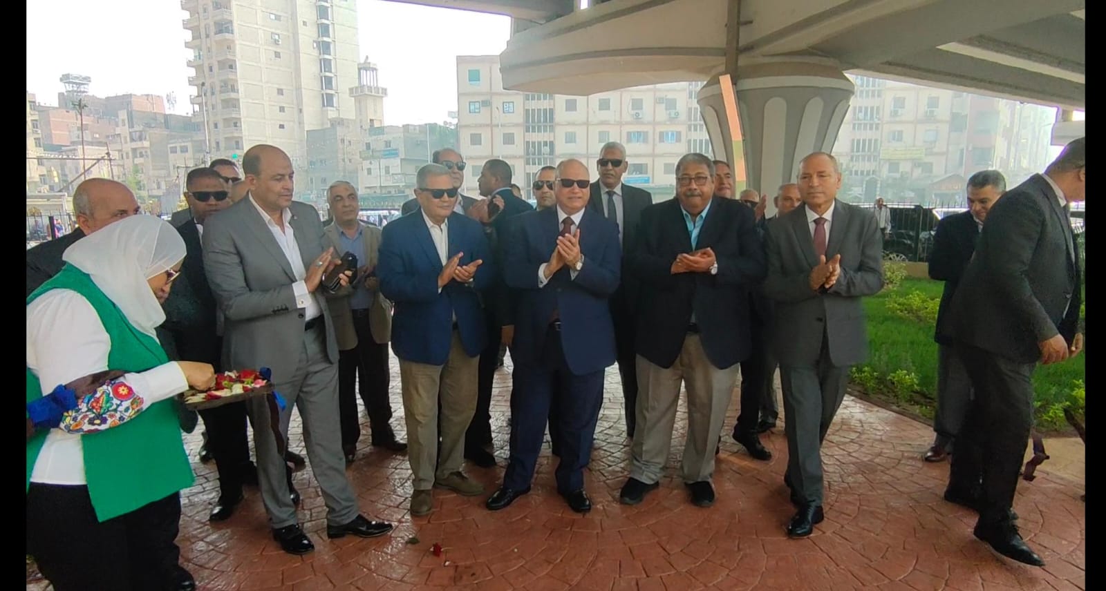 محافظ القاهرة يفتتح ميدان المطرية بعد تطويره (4)