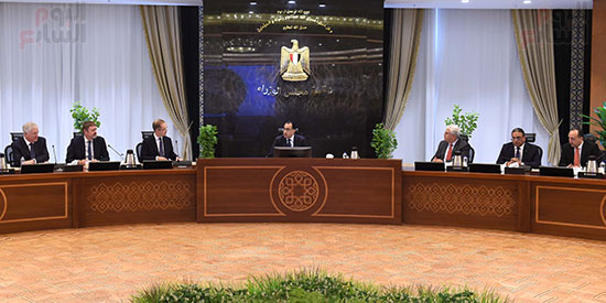 اجتماع رئيس الوزراء مع الوفد البريطاني (3)