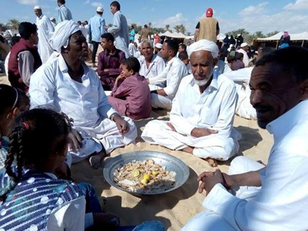 سيوة تحتفل بعيدها السنوي بالمصالحة والطعام الجماعي