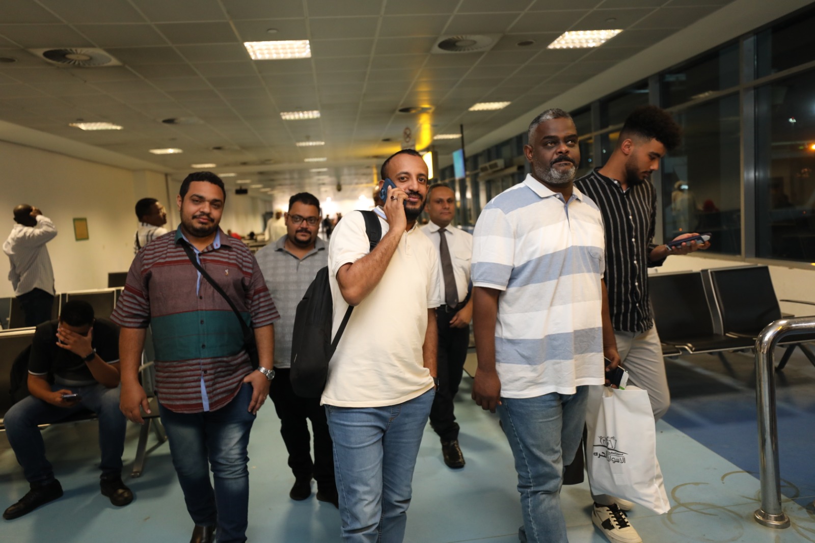 مطار بورتسودان يستقبل أولى رحلات مصر للطيران (8)