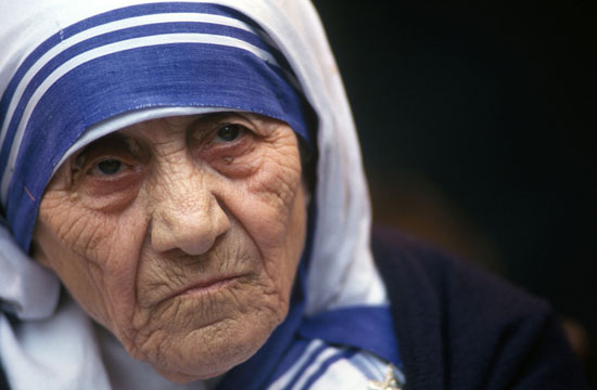 أم الفقراء القديسة تريزا حائزة على جائزة نوبل للسلام