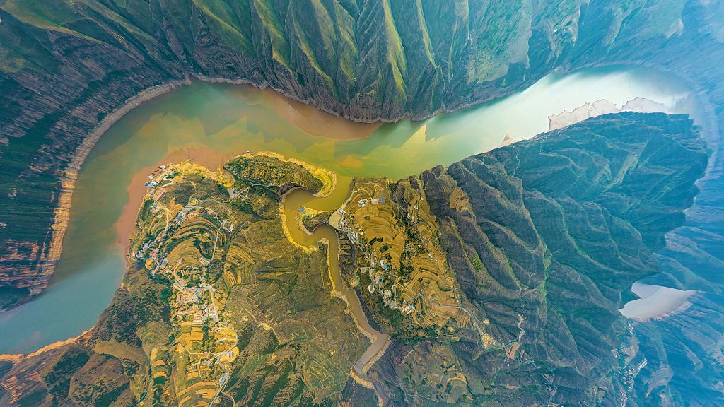 النهر الأصفر فى الصين (1)