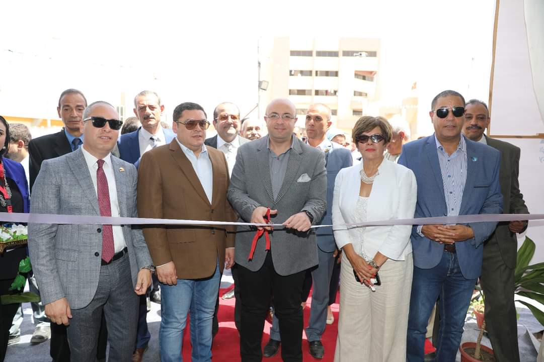 محافظ بنى سويف يفتتح معرض السلع المعمرة