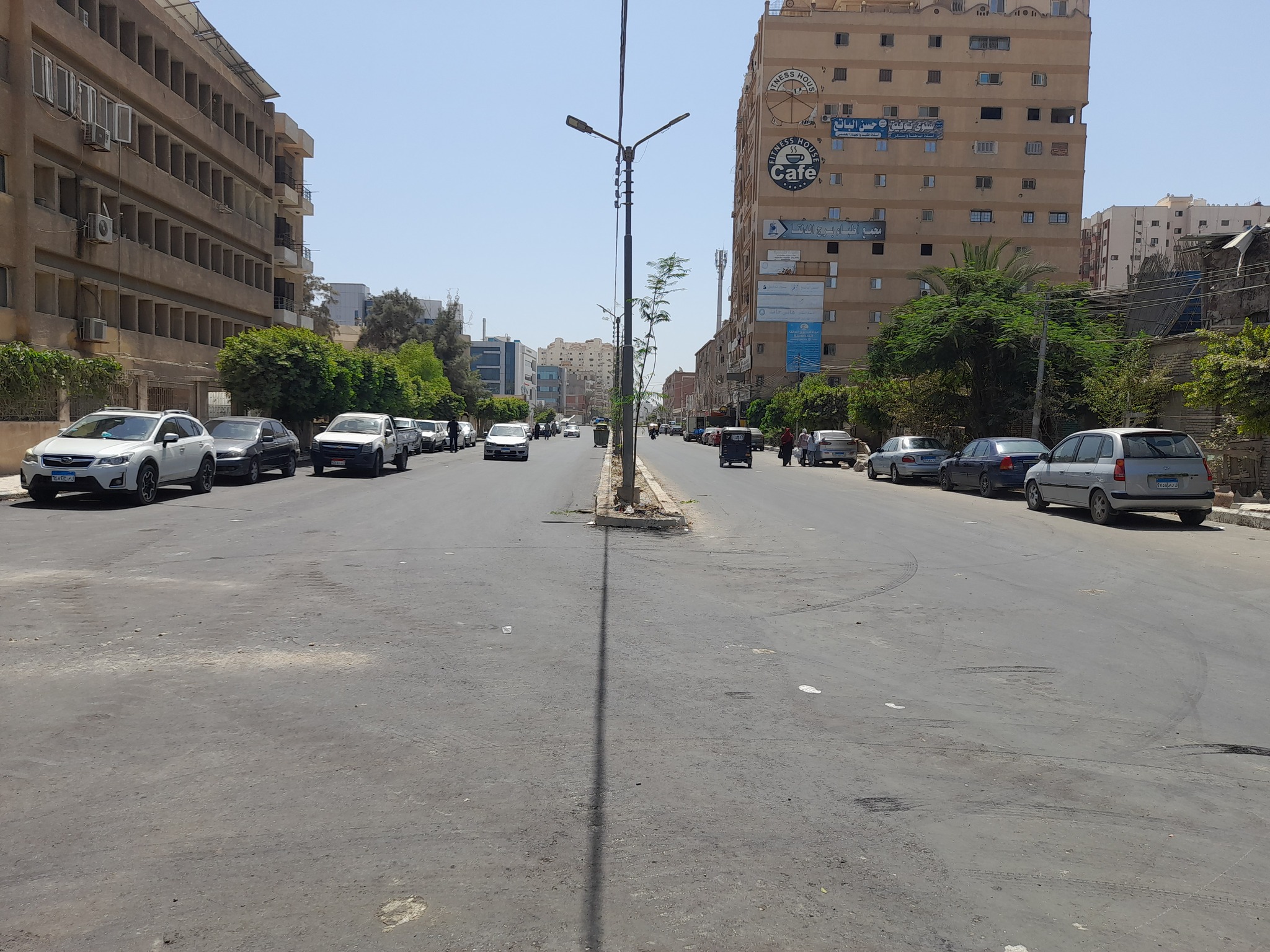 الانتهاء من رصف عدد من الشوارع بكفر الشيخ