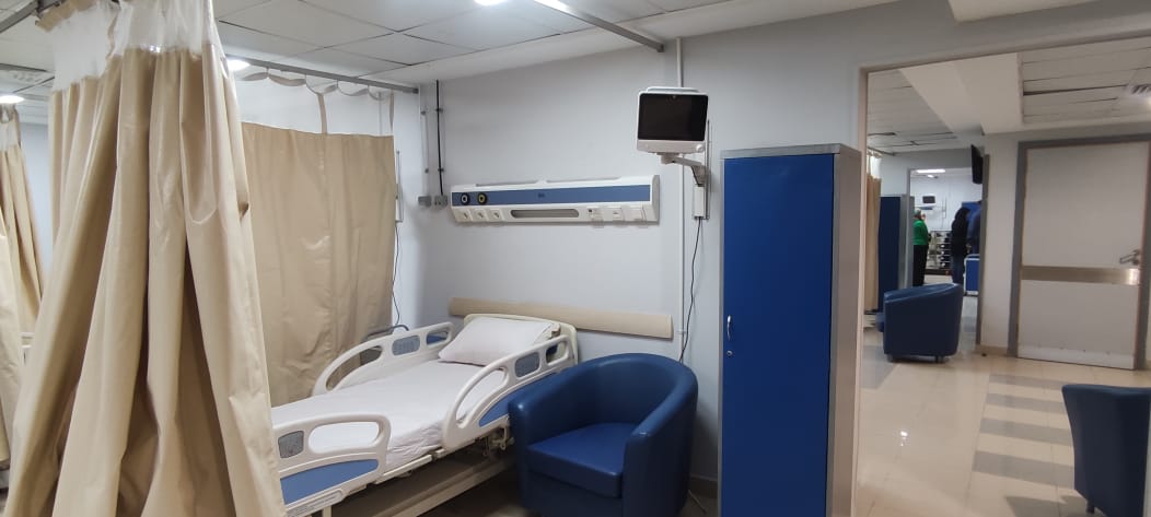 الوحدة قبل افتتاحها