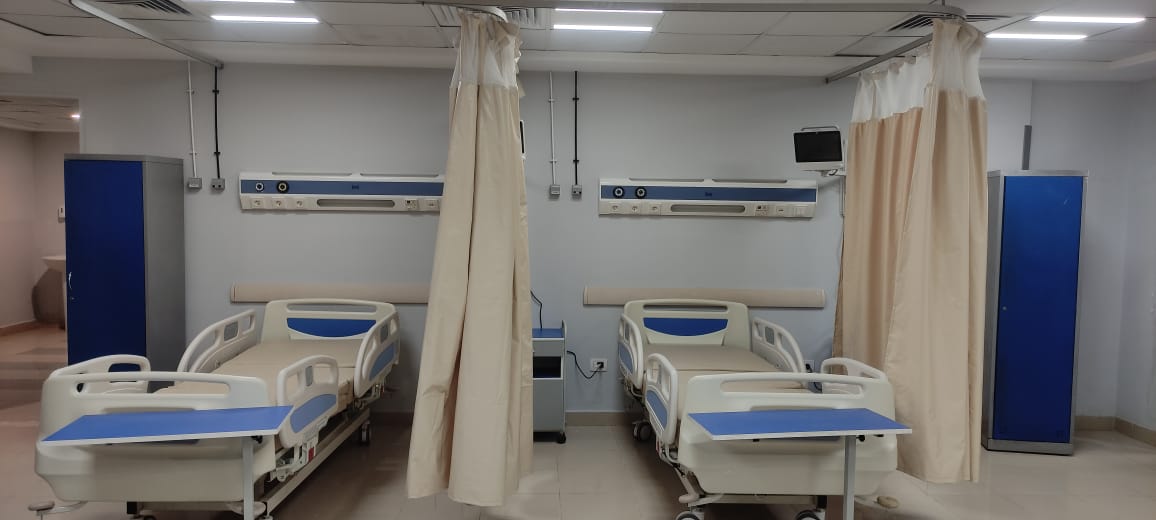 أسرة الرعاية المركزة للاطفال