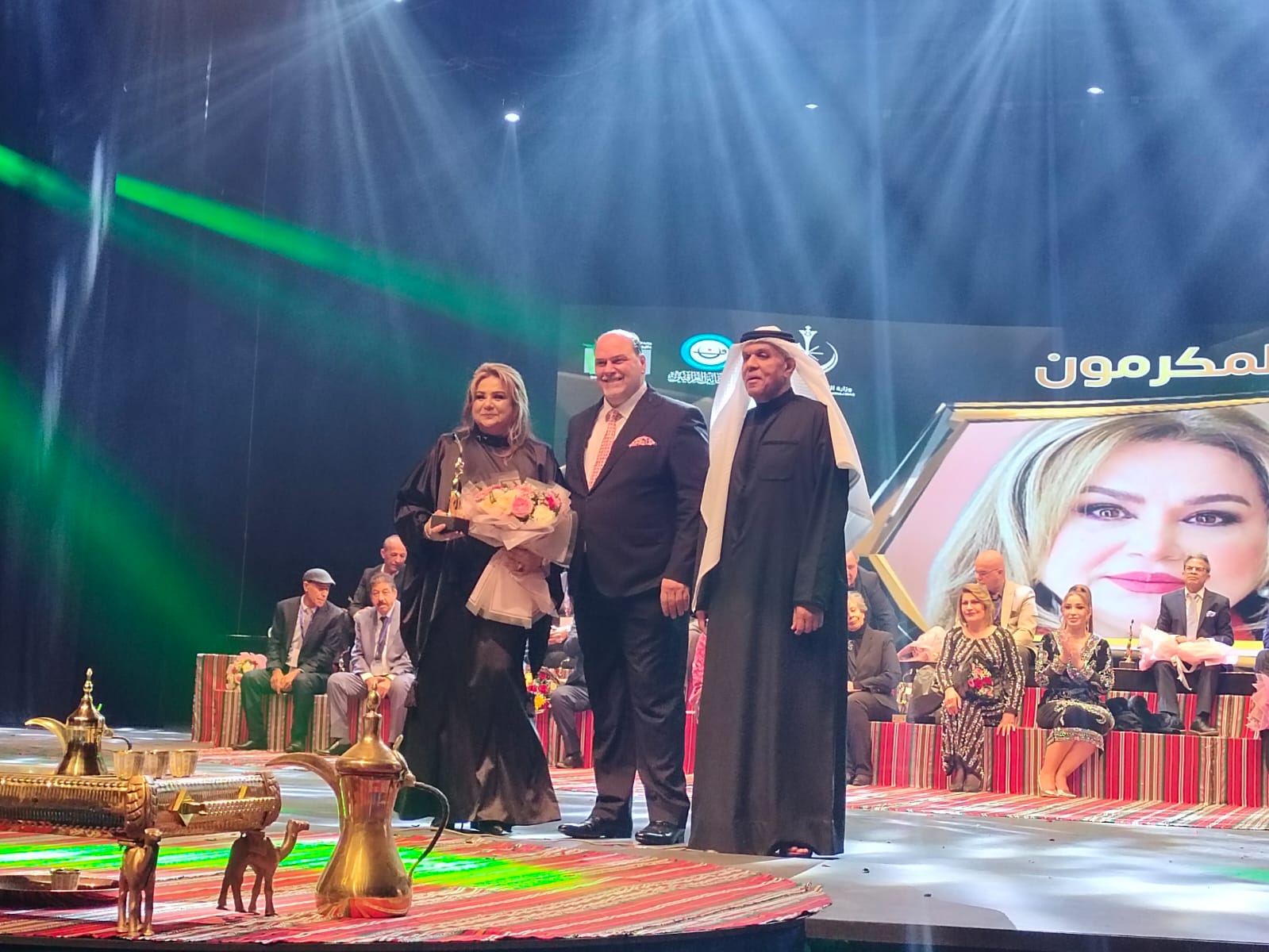 تكريم 23 من نجوم المسرح العراقي في افتتاح الدورة الـ 14  (4)