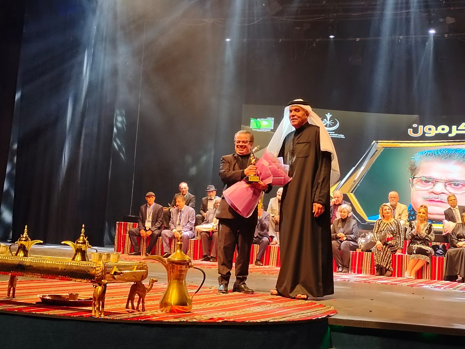 تكريم 23 من نجوم المسرح العراقي في افتتاح الدورة الـ 14  (7)