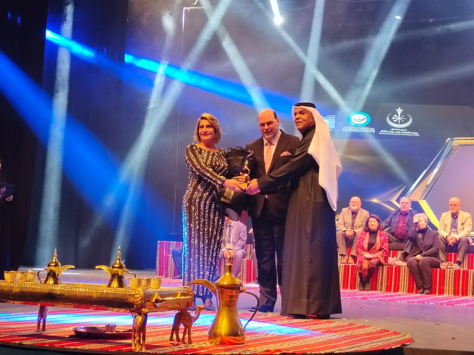 تكريم 23 من نجوم المسرح العراقي في افتتاح الدورة الـ 14  (3)