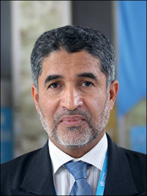 الدكتور أحمد المنظري المدير الإقليمي لمنظمة الصحة العالمية