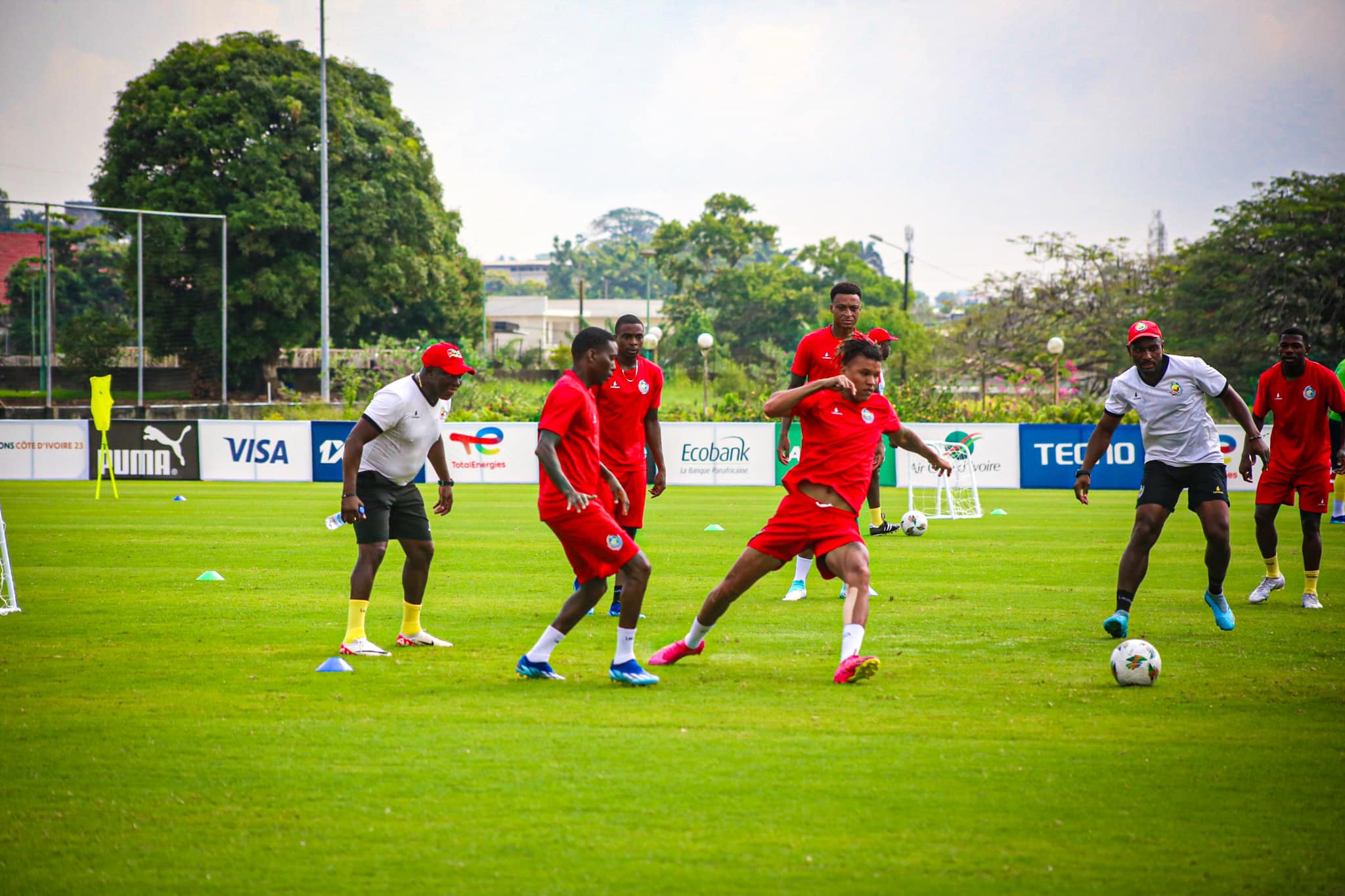 تدريب منتخب موزمبيق  (4)