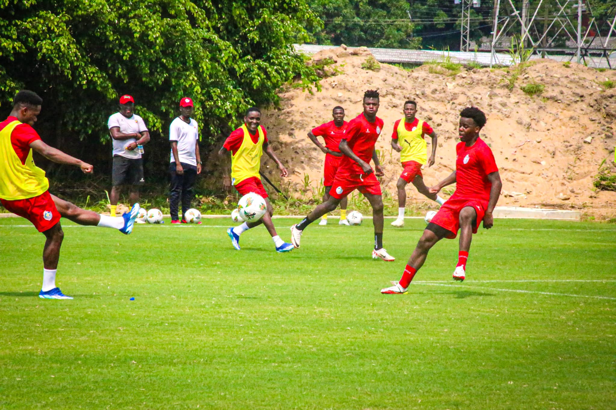 تدريب منتخب موزمبيق  (7)