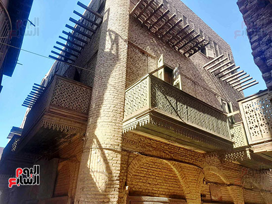 منزل-بأحد-الشوارع منزل-بأحد-الشوارع
