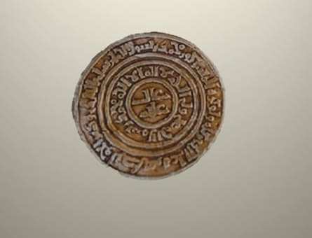 دينار به صك في فترة خلافة عبد الملك بن مروان بالمتحف