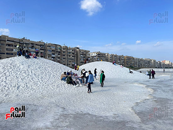 الأهالى فى جبل الملح الأهالى فى جبل الملح