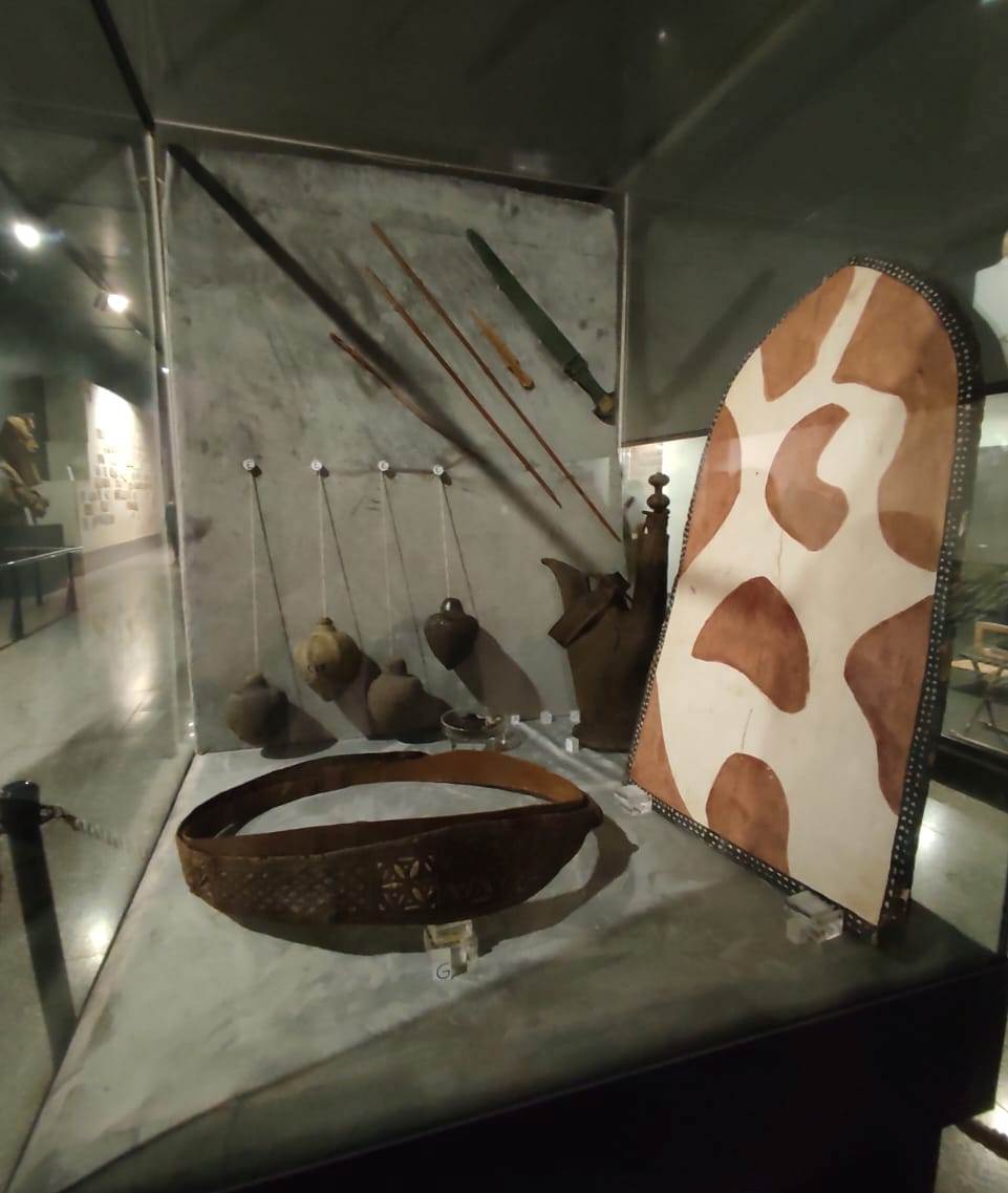 أدوات الحروب عند القدماء المصريين بالمتحف