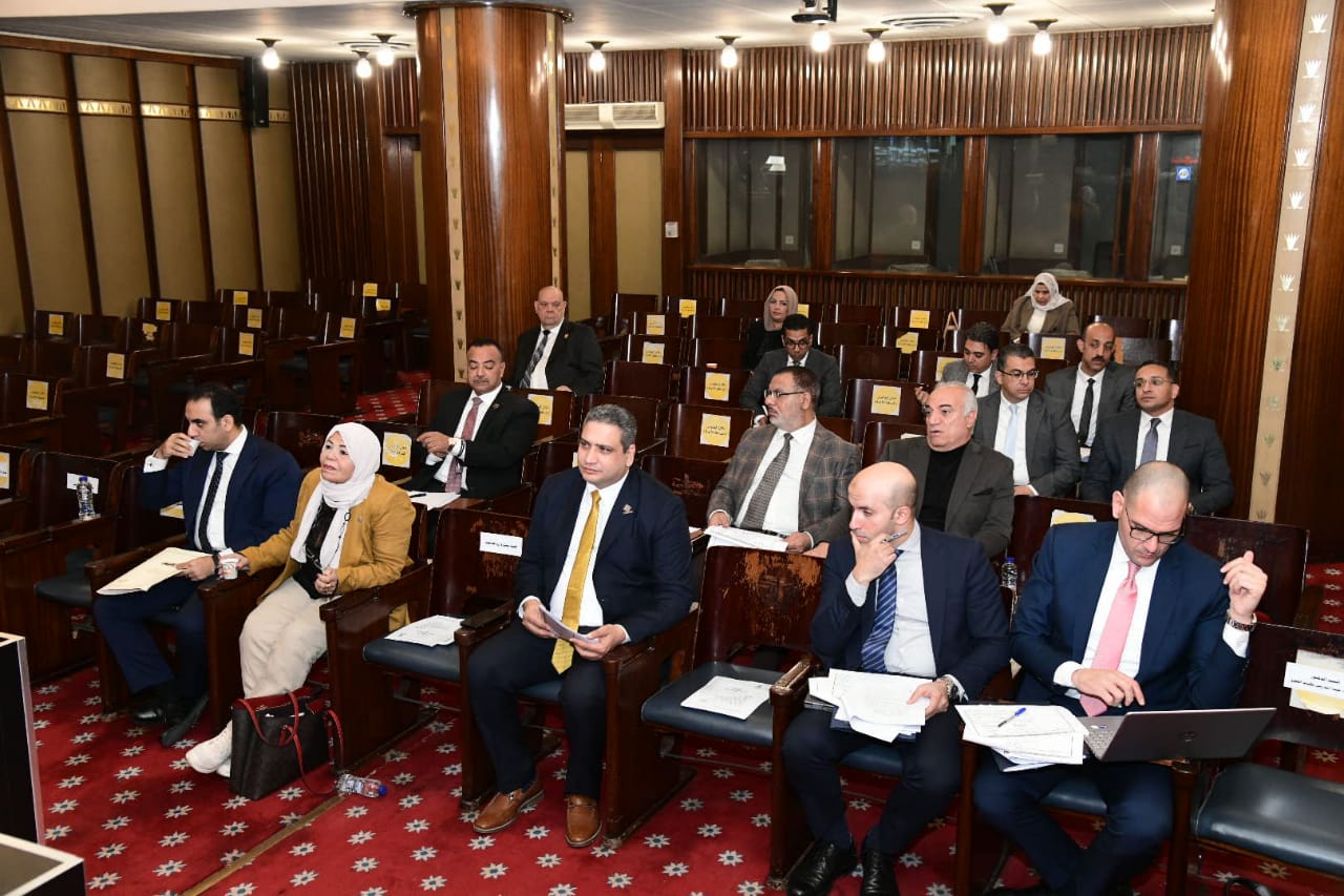 اجتماع اللجنة التشريعية بمجلس النواب (8)