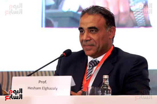 د هشام الغزالي رئيس اللجنة القومية للمبادرة الرئاسية لصحة المراة