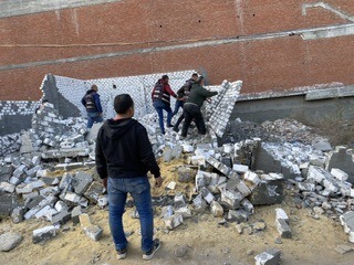 إزالة البناء المخالف في حي شرق الاسكندرية