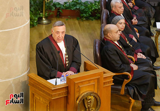 المستشار بولس فهمي رئيس المحكمة الدستورية العليا خلال إلقاء كلمة