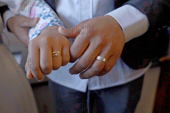 زواج-محمد-وياسمين-في-مدرسة-للنازحين-في-غزة