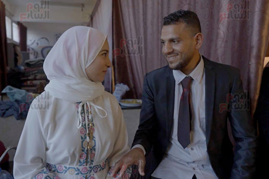 زفاف-محمد-وياسمين-في-مدرسة-للايواء-في-غزة