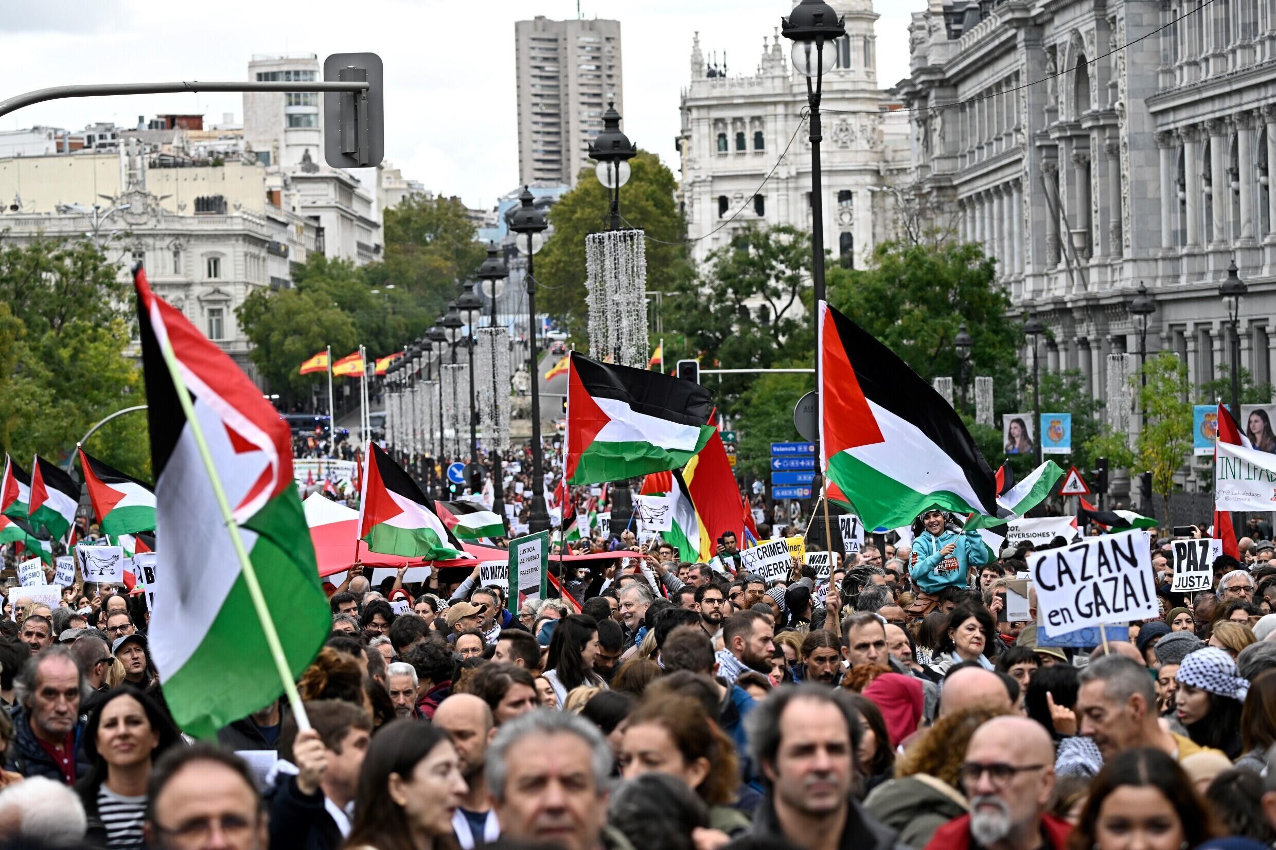 مظاهرات لدعم فلسطين فى غزة (3)