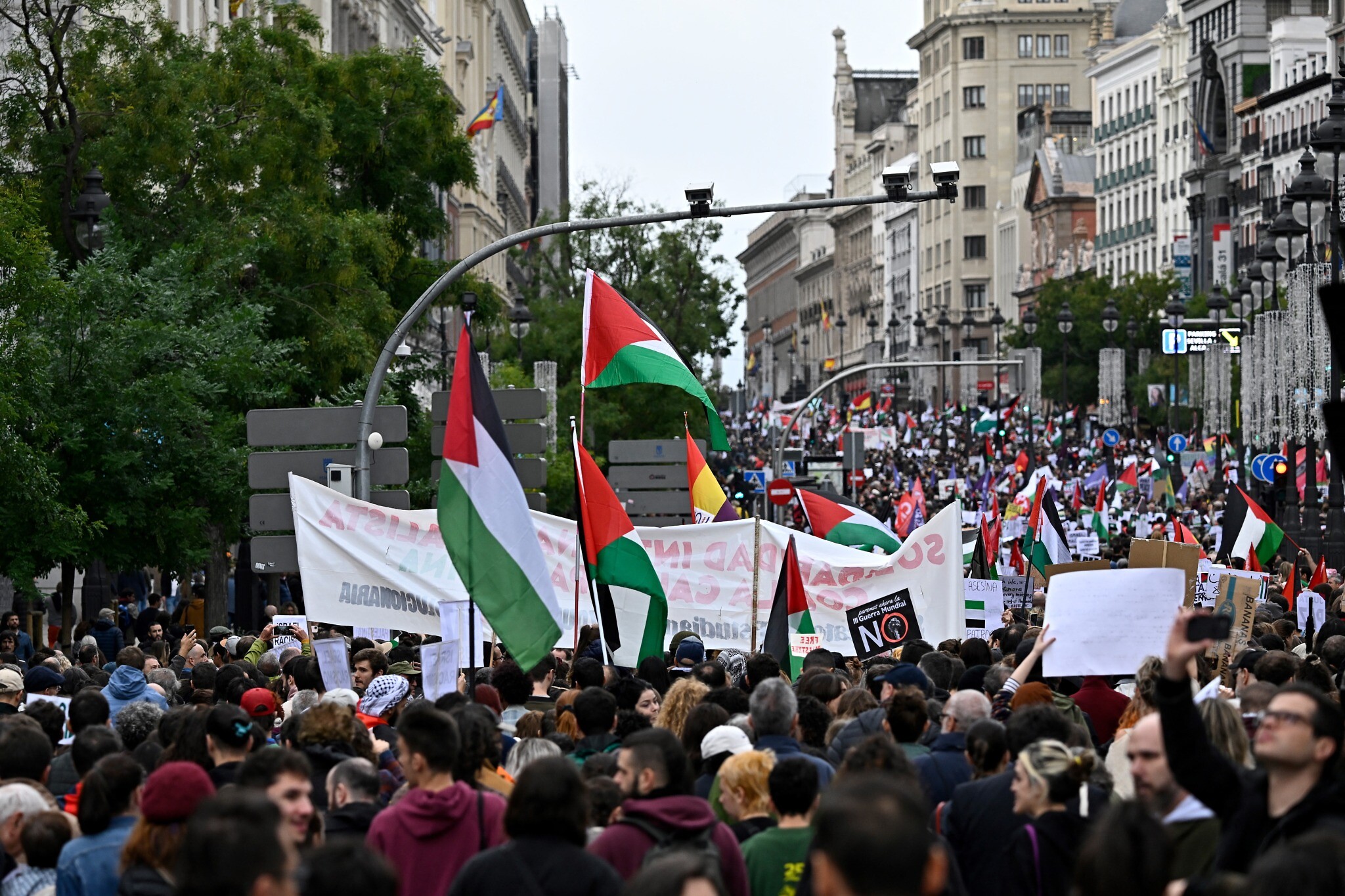مظاهرات لدعم فلسطين فى غزة (2)