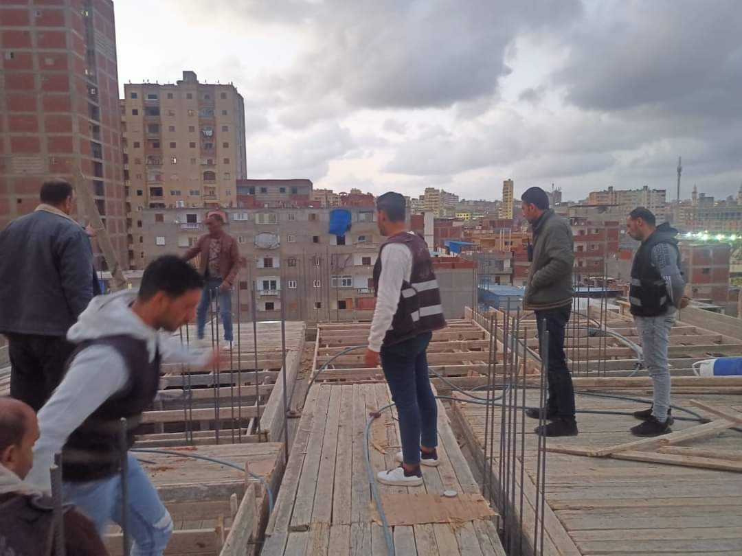 ايقاف بناء مخالف في  حملات بحي المنتزة ثان بالإسكندرية
