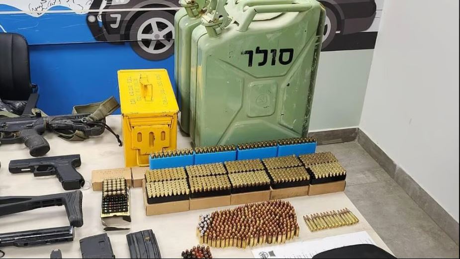 أسلحة سرقها اللص الإسرائيلي