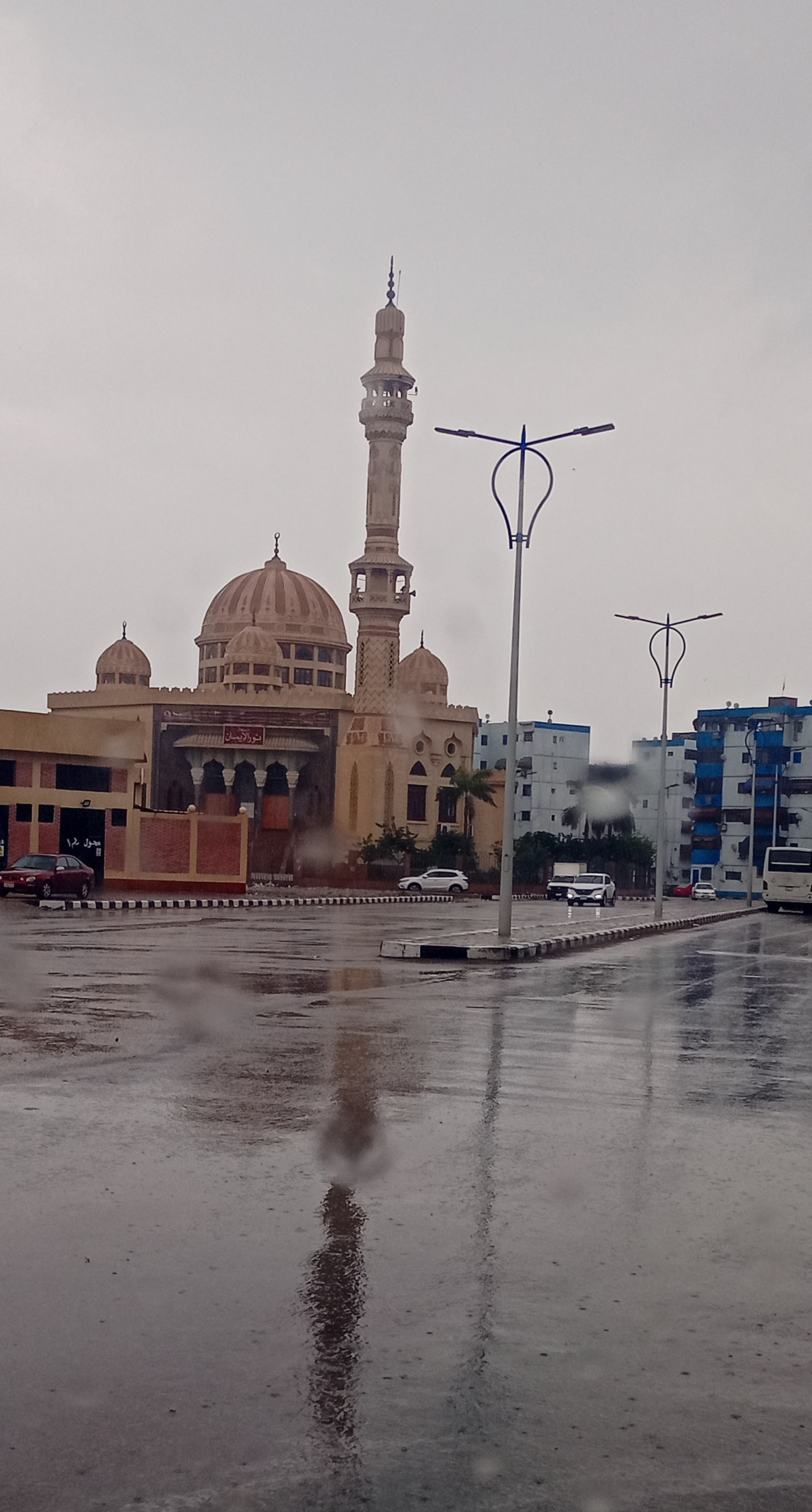 هطول أمطار غزيرة على بورسعيد وبورفؤاد