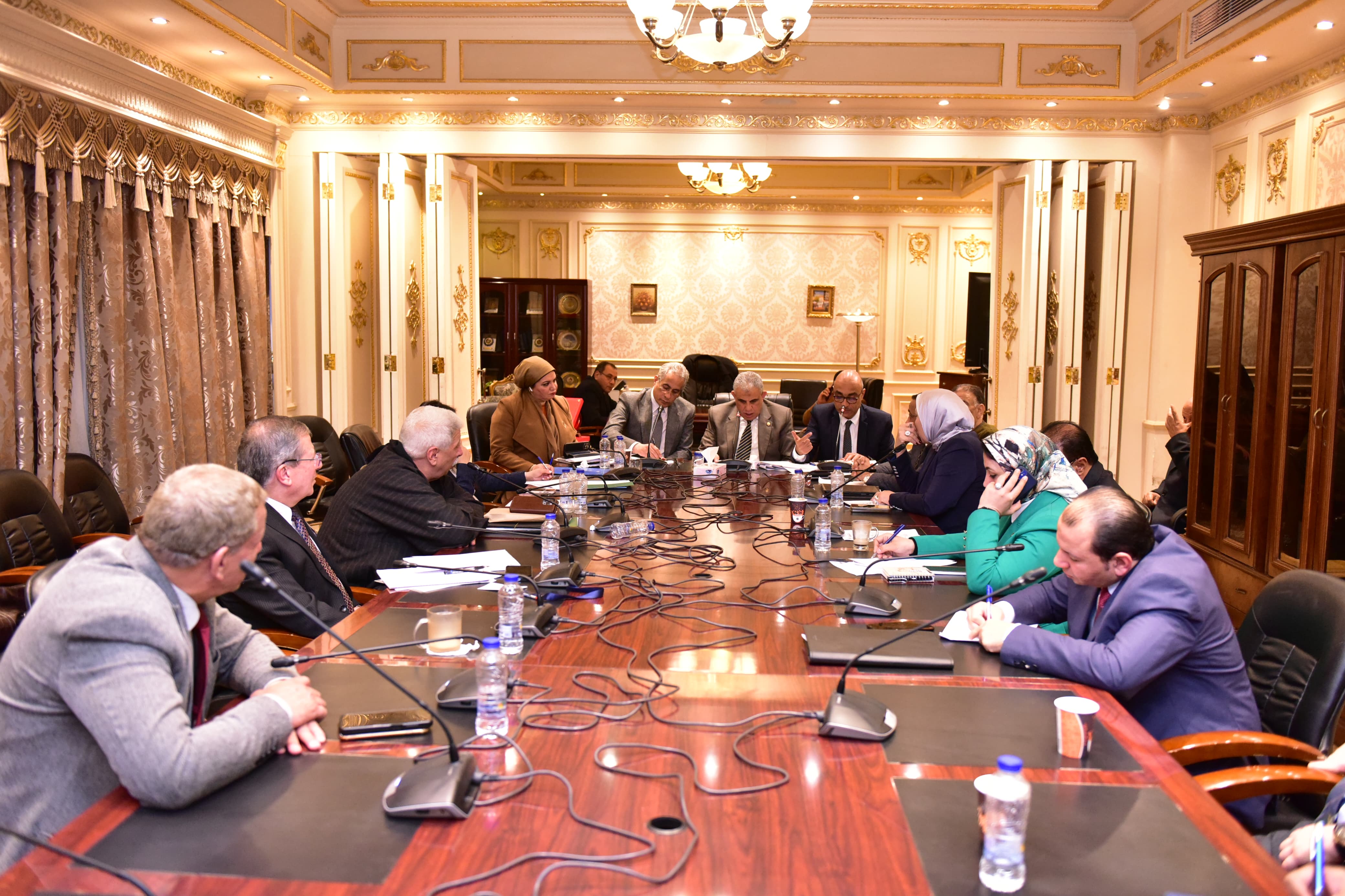 اجتماع لجنة القوى العاملة بمجلس النواب (4)