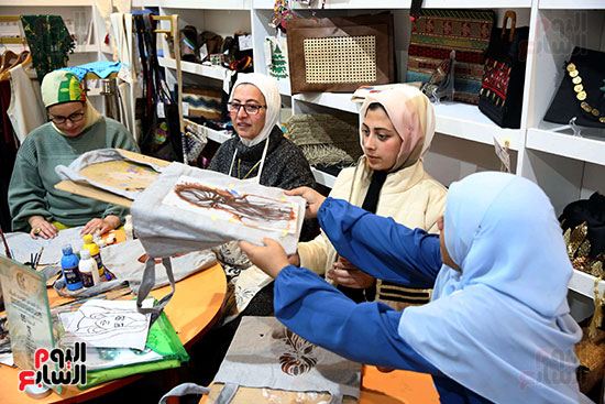 مبادرة قدرات و تمكين الفتيات فى مصر بمعرض الكتاب (1)