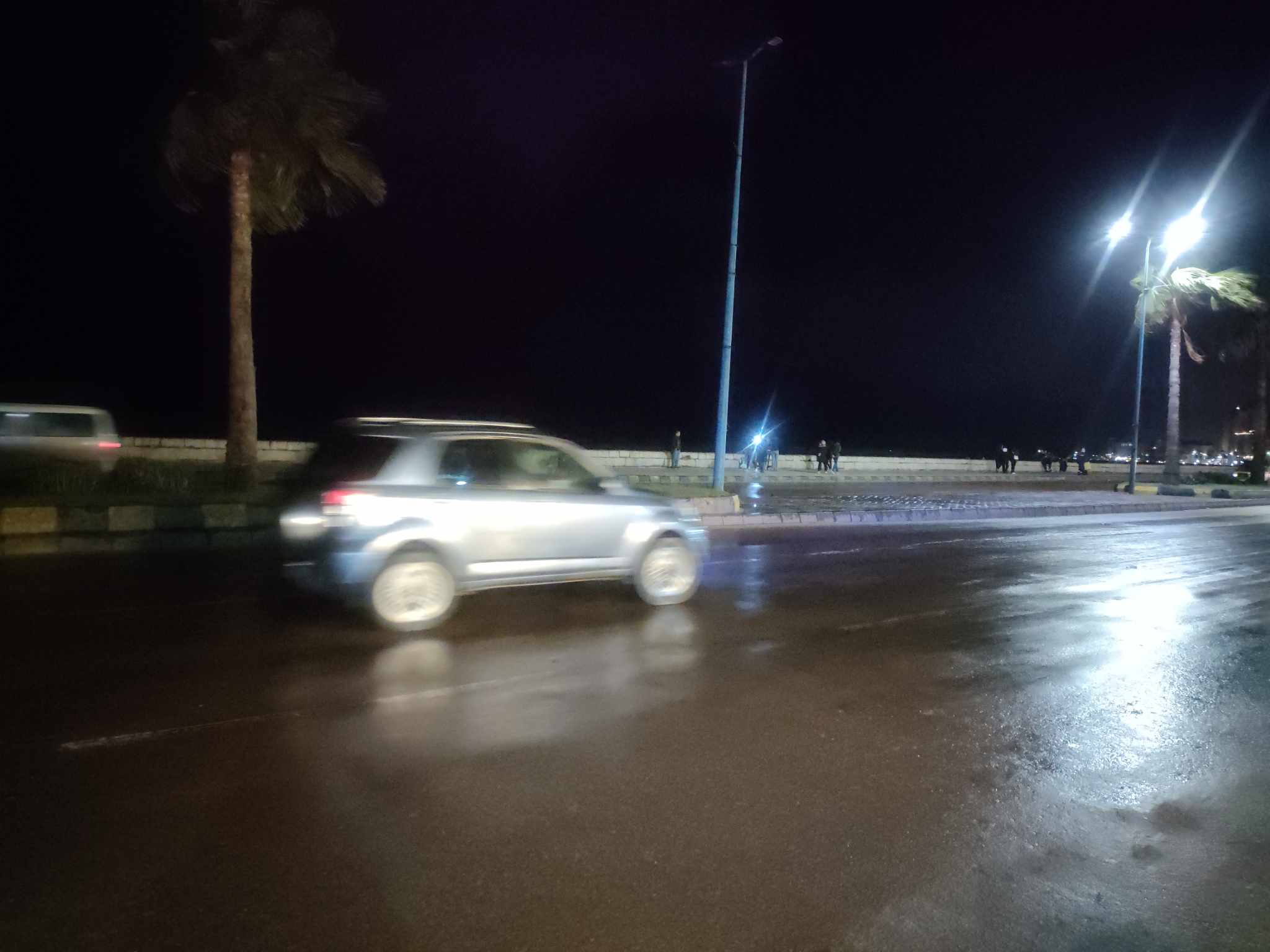 تنخفض درجات الحرارة ليلاً في الإسكندرية