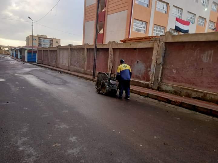 رفع النظافة من شوراع حي العامرية بالإسكندرية