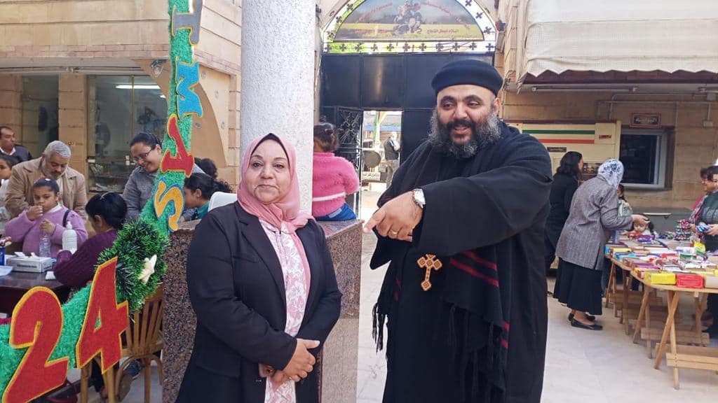 إجراء الكشف الطبي على المواطنين بالكنائس ضمن مبادرة 100 يوم صحة  بكفر الشيخ