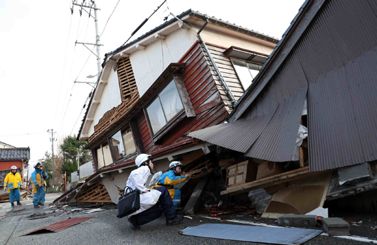 زلزال اليابان (2)